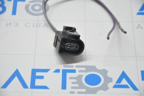 Фишка на мотор омывателя Infiniti QX30 17-