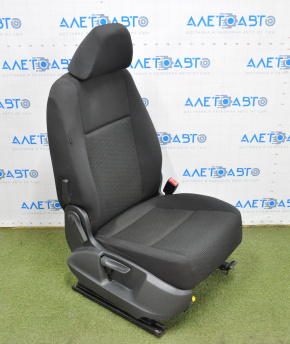 Пасажирське сидіння VW Tiguan 09-17 без airbag, ганчірка чорна