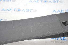 Накладка проема багажника Ford Escape MK3 16-19 черн, царапины