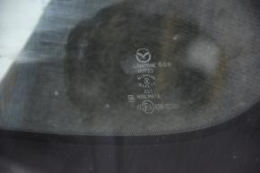 Лобовое стекло Mazda CX-9 16- под камеру, под датчик дождя, окалины с внутренней стороны