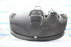 Торпедо передняя панель без AIRBAG Ford Escape MK3 13-16 дорест черная, отсутствует планка бордачка, царапина