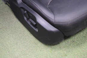 Пассажирское сидение Mazda CX-9 16- без airbag, электро, кожа черн, царапины