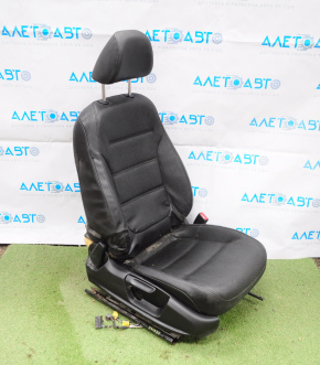 Пасажирське сидіння VW Jetta 11-18 USA без airbag, механічний, шкіра чорний, прим'ято
