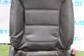 Пасажирське сидіння VW Jetta 11-18 USA без airbag, механічний, шкіра чорний, прим'ято