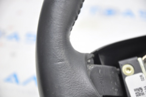 Руль голый Nissan Leaf 13-17 кожа черн с подогревом, трещины, протерт