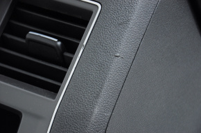 Консоль центральная подлокотник и подстаканники VW Atlas 18- кожа, черная, царапины