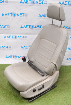 Водительское сидение VW Passat b8 16-19 USA без airbag, электро, кожа серая