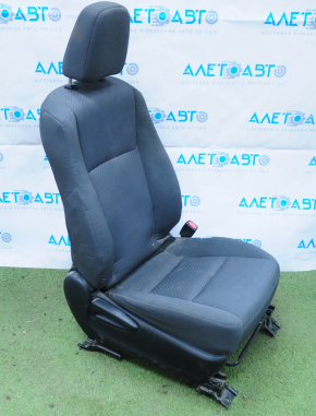 Пасажирське сидіння Toyota Highlander 14-16 без airbag, механіч, ганчірка темно-сіре