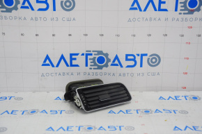 Дефлектор димаря торпеди правий VW Passat b8 16-19 USA чорний
