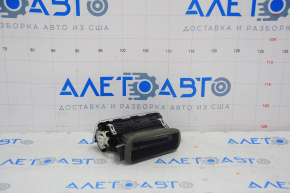 Дефлектор воздуховода торпеды левый VW Passat b8 16-19 USA черный