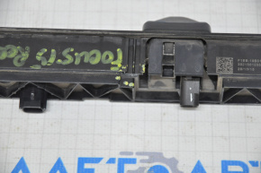 Камера заднього виду Ford Focus mk3 15-18 рест, з підсвічуванням та кнопкою, злом кріп, дефект корп