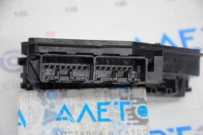 Fuse Box Relay Control Junction Block Toyota Camry v40