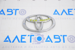 Эмблема Toyota передняя капот Toyota Prius 20 04-09 слом креп