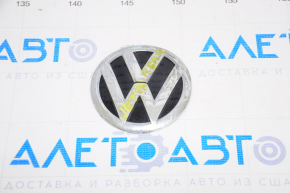 Емблема задня VW Jetta 19 - відсутня фрагмент, тріщина