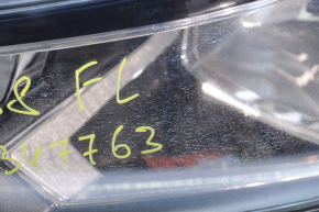 Фара передняя левая VW Passat b8 16-19 USA голая галоген, трещины-паутина на стекле