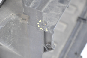 Жалюзи дефлектор радиатора рамка голая Ford Fusion mk5 13-16 сломаны крепления