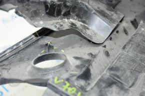 Решетка дворников пластик Toyota Camry v70 18- надломлена решетка, сломано крепление