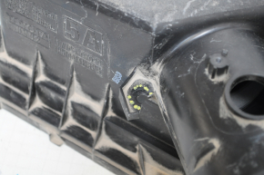 Корпус воздушного фильтра Toyota Camry v55 15-17 2.5 usa верх крышка cлом креп, деф кромки