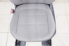 Водительское сидение Ford Escape MK4 20-22 без airbag, электро, с подогревом, тряпка сер