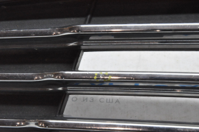 Решетка радиатора grill в сборе с обрамлением Ford Fusion mk5 13-16 слом креп, тычки на хроме
