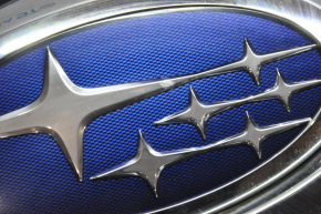 Решетка радиатора grill верх Subaru Forester 14-16 SJ дорест тычка в эмблеме