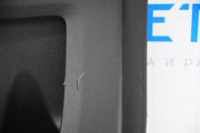 Обшивка двери карточка передняя левая Chevrolet Equinox 12-15 черная, царапины