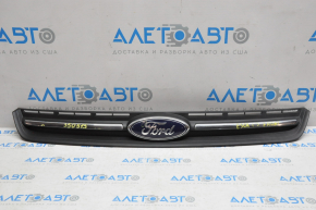 Решетка радиатора grill Ford Escape MK3 13-16 с эмблемой хром полоска, вмятина на эмблеме, тычки на хроме