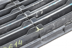 Нижні ґрати переднього бампера Lexus ES350 13-15 дорест, надлом
