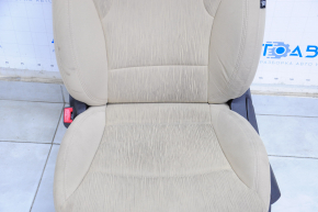 Водительское сидение Hyundai Sonata 11-15 без airbag, механическое, тряпка беж, под химчистку, мелкие дефекты на ткани