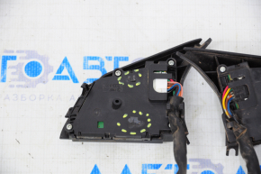Кнопки управления на руле Nissan Altima 19- сломано крепление