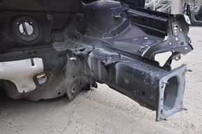 Чверть передня ліва Ford Escape MK3 13-16 дорест чорна на кузові
