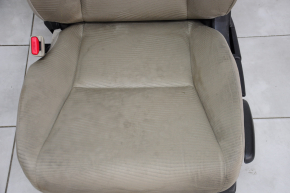 Водительское сидение Honda Accord 13-17 без airbag, механическое, велюр беж, под химчистку