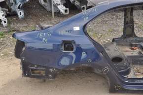 Четверть крыло задняя правая VW Jetta 11-18 USA синяя на кузове, примята, тычки
