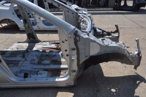 Чверть передня права Nissan Pathfinder 13-20 срібло на кузові