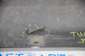 Губа заднего бампера Hyundai Tucson 16-18 дорест цельная, структура, сломаны крепления, царапины