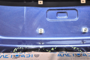 Крышка багажника Chevrolet Malibu 16- замята кромка снизу, тычки