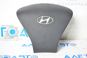 Подушка безопасности airbag в руль водительская Hyundai Sonata 11-15 ржавый пиропотрон, вмятина на эмблеме