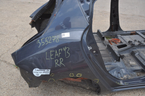 Чверть крило ззаду права Nissan Leaf 13-17 чорна на кузові, тички