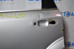 Дверь голая задняя левая Dodge Journey 11- серебро PS2, вмятины