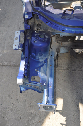 Четверть передняя правая Ford Escape MK3 13-16 дорест синяя на кузове, тычки