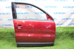 Двері в зборі перед прав VW Tiguan 09-17 червоний LA3T тичка, подряпини на накладці