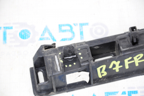 Кріплення переднього бампера праве VW Passat b7 12-15 USA зламане кріплення