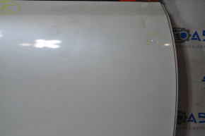 Дверь голая задняя правая Kia Optima 16- белый SWP, вмятинки