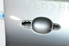 Дверь голая передняя правая Nissan Versa 12-19 usa графит KAD тычки