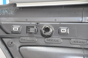 Обшивка двери карточка задняя правая Audi A4 B8 13-16 рест серая, седан без шторки, погнута накладка, сломано крепление