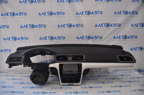 Торпедо передня панель AIRBAG VW Passat b7 12-15 USA
