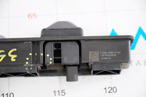 Камера заднього виду Ford Focus mk3 15-18 рест, з підсвічуванням та кнопкою, зламані кріплення