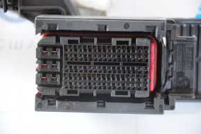 Фішка на блок ECU комп’ютер двигуна Kia Optima 16-червона