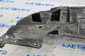 Защита переднего бампера Ford Escape MK3 17-19 рест трещины, отсутствует фрагмент