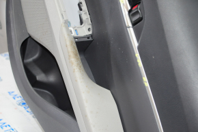 Обшивка двери карточка задняя правая Toyota Camry v70 18- темно-сер с темно-сер вставкой пластик, подлокотник резина, под химчистку